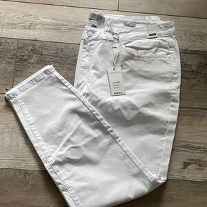 UGG Women's Crisp White Straight Leg Jeans